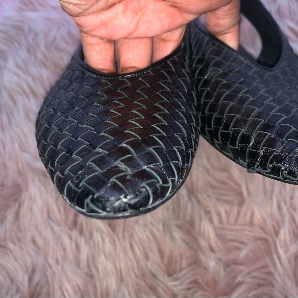 EVERLANE | The V Slingback Woven Black Flats - Picture 9 of 13